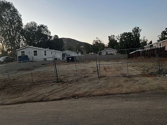 3rd image of 18050 Eucalyptus Ave