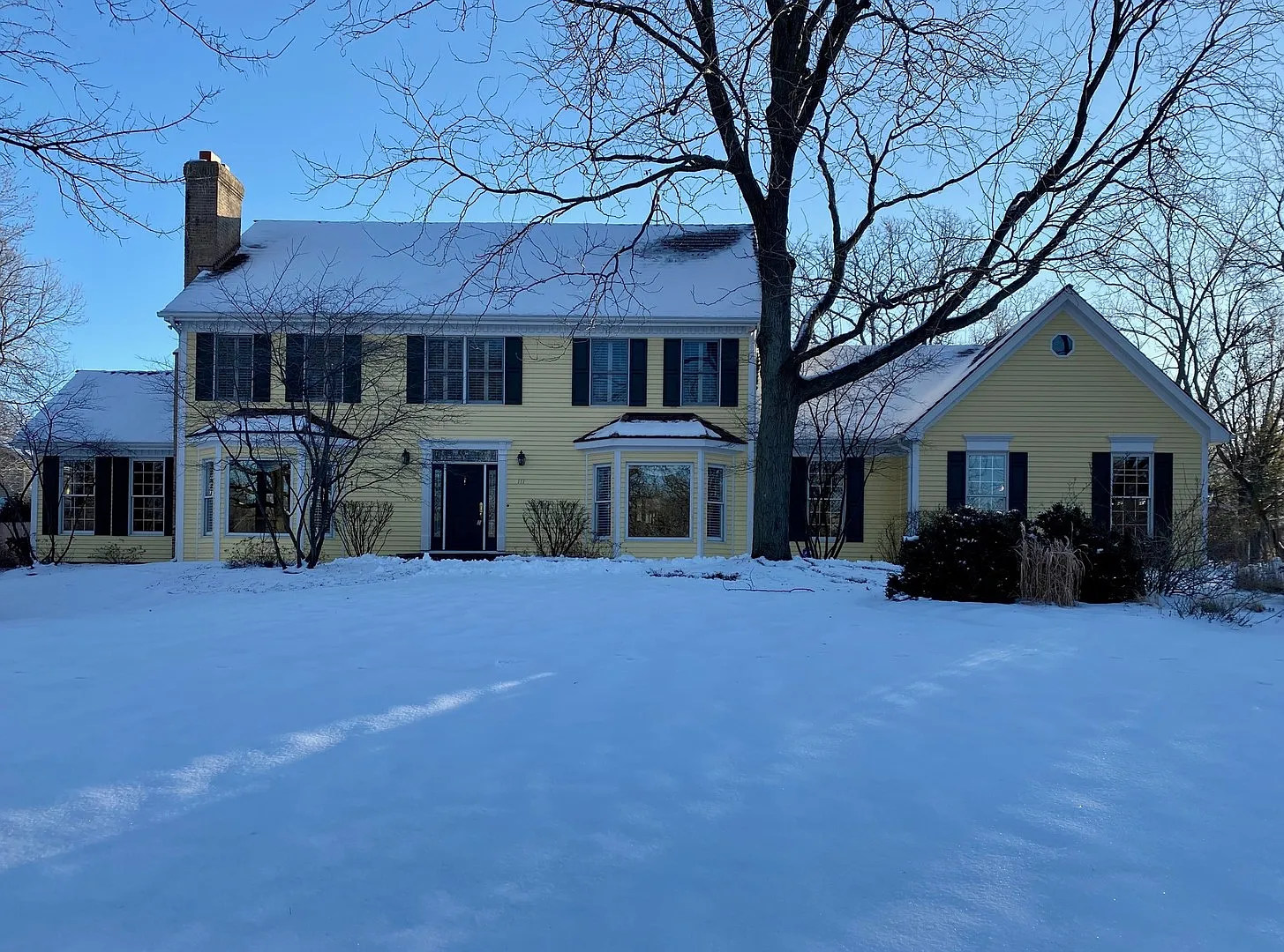 111 Woodland Dr photo 1
