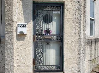 1244 S 19th St #3, Philadelphia, PA 19146