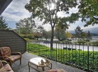 9330 NE Juanita Dr APT 202, Kirkland, WA 98034