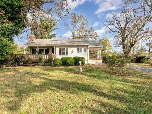 4906 Gray Farm Rd, Sophia, NC 27350