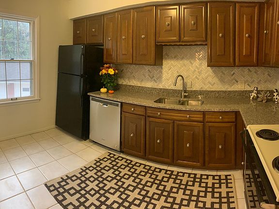 2nd image of 4309 Virginia Dr APT 3