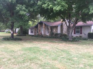 102 Moss Ln, Franklin, TN 37064