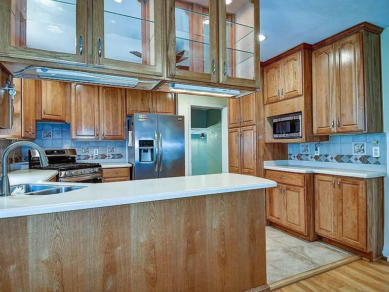 309 Beck St — Photo 15