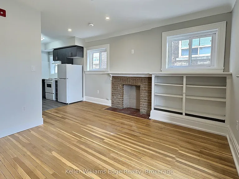 8 Tisdale St S #10 — Photo 8