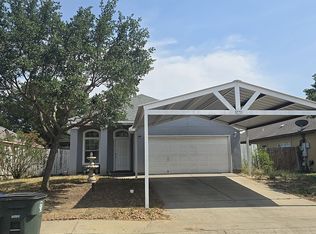 1617 Denmark Ln, Laredo, TX 78045