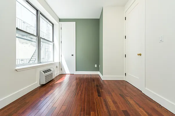 Rented by Nooklyn NYC LLC | media 45