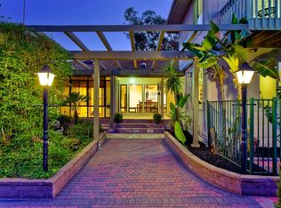 2137 E Mission Rd, Fallbrook, CA 92028