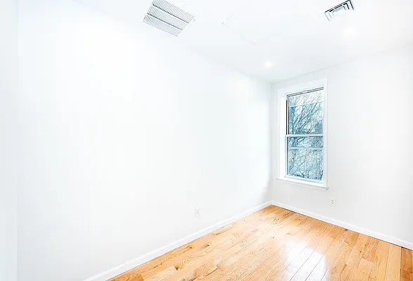 Rented by Corcoran | media 31