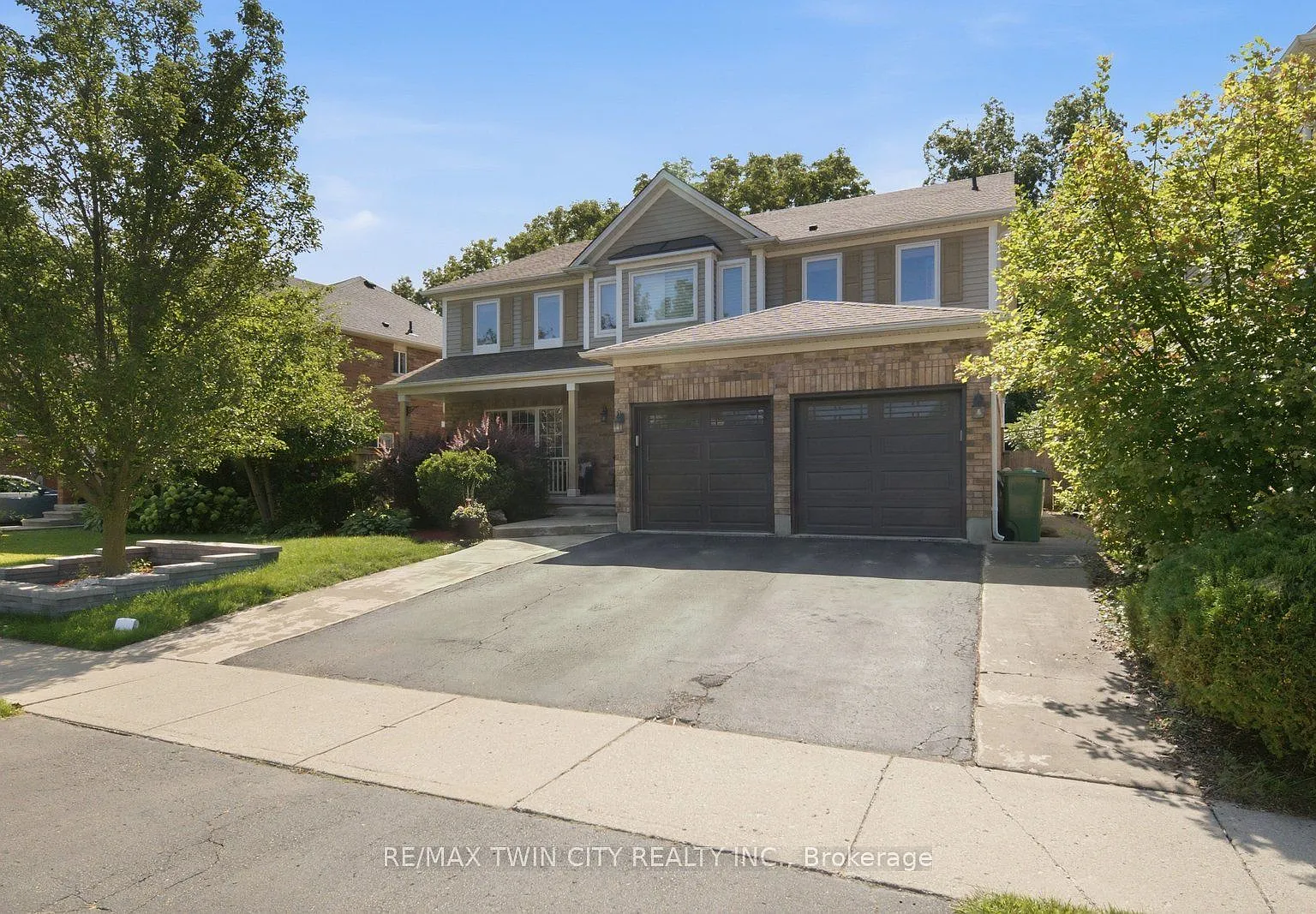 4 bed, $3,250 — Photo 2