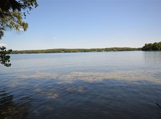 8007 Evergreen Trl, Traverse City, MI 49685