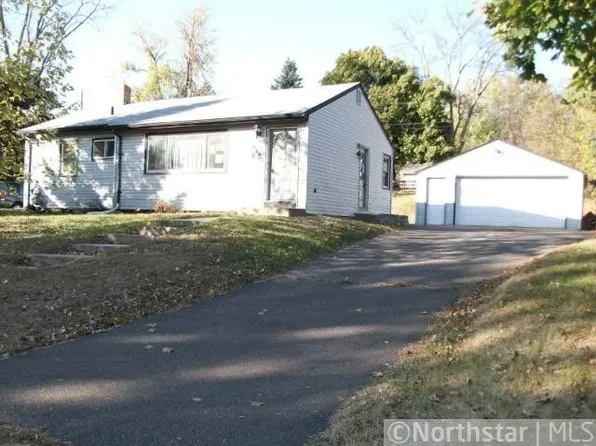 1623 Gervais Ave E, Maplewood, MN 55109