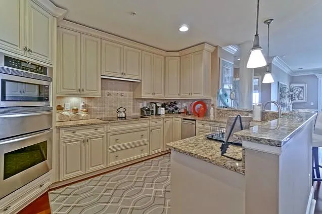 915 Shoreline Dr W #132 — Photo 10