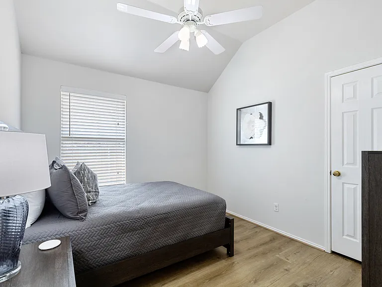 310 Chaparral Dr — Photo 12