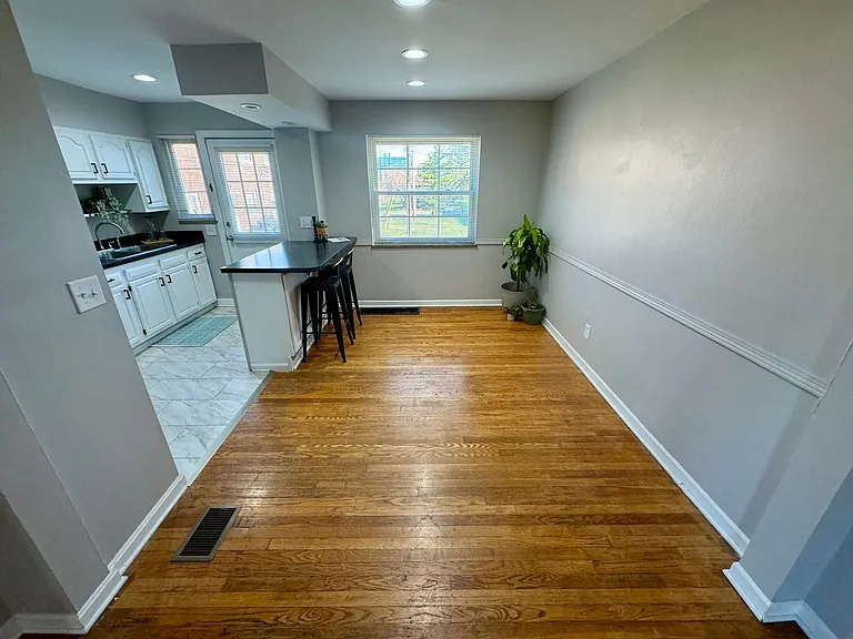 1139B Sells Ave — Photo 6