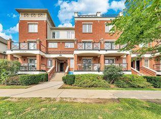 2557 6th Line #6, Oakville, ON L6H 0H7