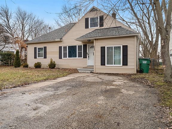 4th image of 152 Linden Dr
