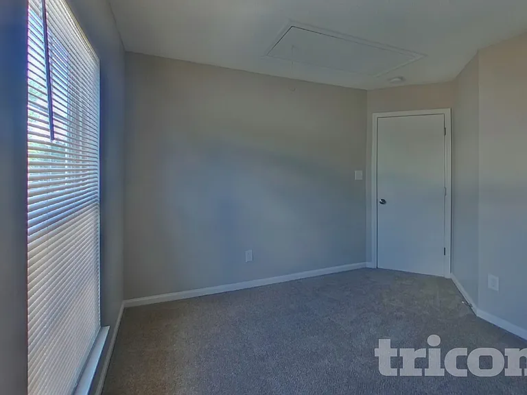 6207 Linda Vista Ln — Photo 12