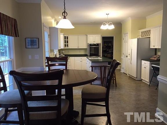 4th image of 3412 Olney Dr