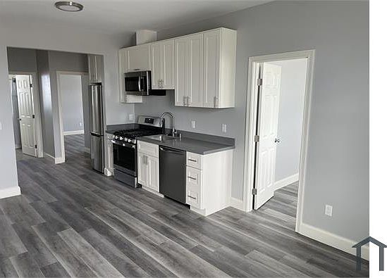 1st image of 1505 Revere Ave #204