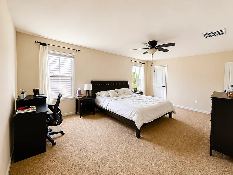 2702 Pittsburgh Ct — Photo 12