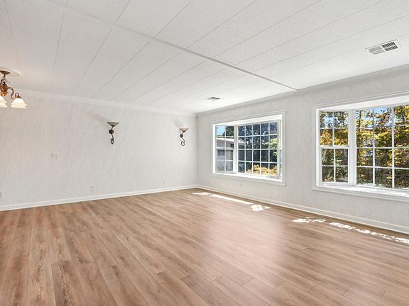 4th image of 138 Quail Hollow Dr #138