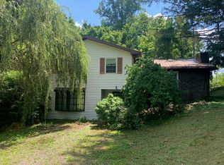 60 Grover Whitehead Rd, Whitley City, KY 42653