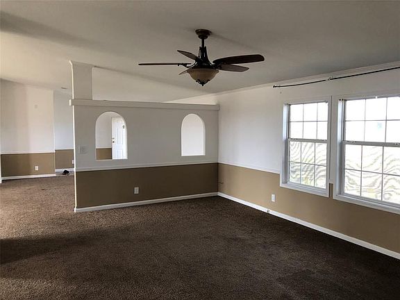 4th image of 3104 Eastern Valley Dr