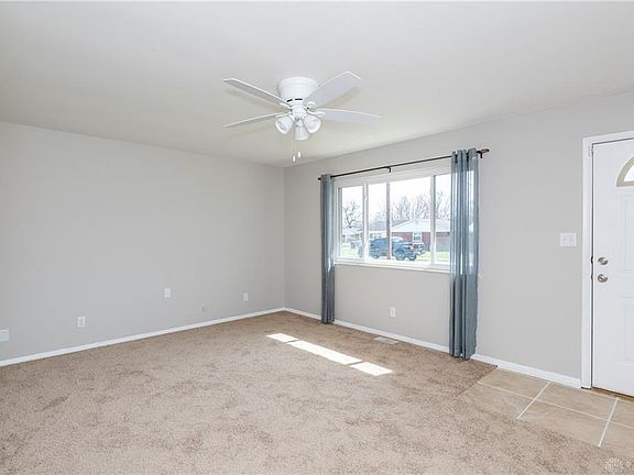 5th image of 614 San Bernardino Trl