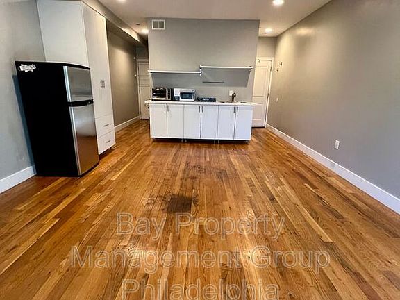 3rd image of 1931 N 18th St #D2