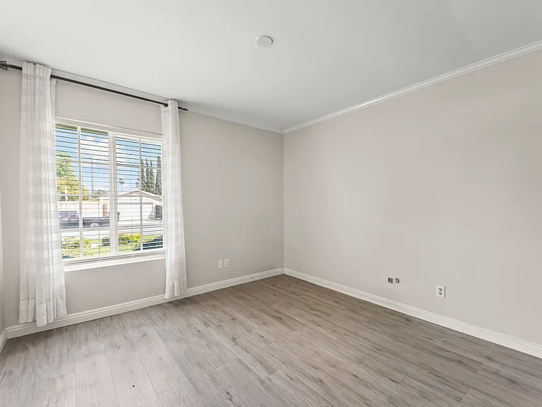 7007 Royer Ave — Photo 25