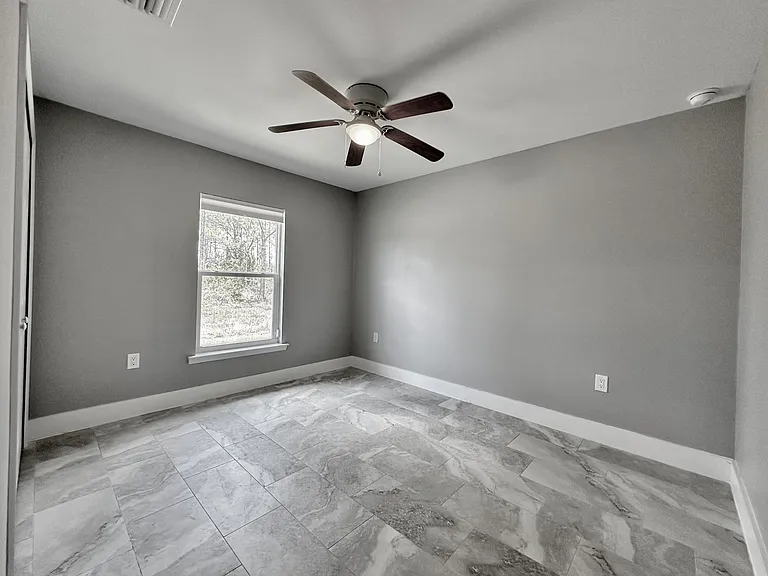 489 Lenox Ave — Photo 45