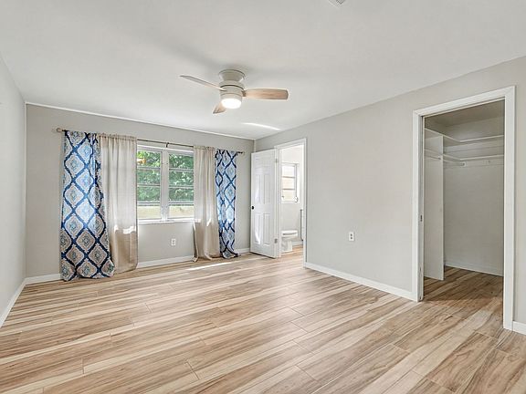 3rd image of 2319 Snead Ct