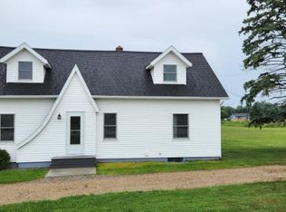 1208 Sand Beach Rd, Bad Axe, MI 48413