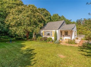 2176 Vienna Dozier Rd, Pfafftown, NC 27040