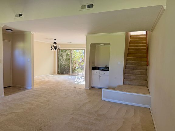 5th image of 1071 Jost Ln