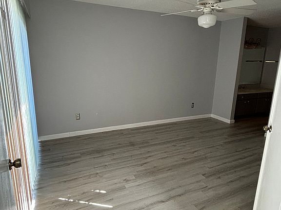 3rd image of 2611 Grants Lake Blvd APT 235