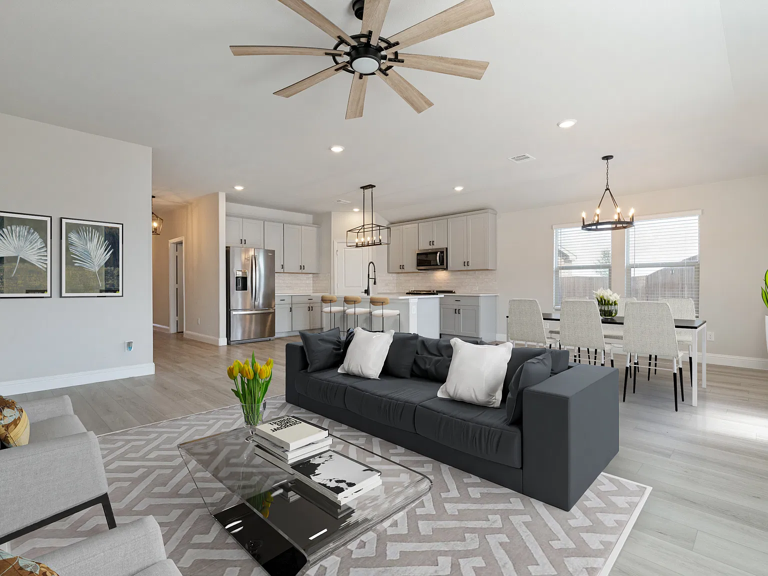 4 bed, 2059 sqft, $2,099 — Photo 2