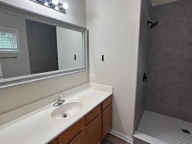 48 Pearl Chambers Ct — Photo 15