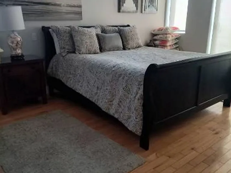 692 Ocean Ln — Photo 13