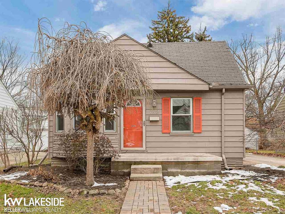 1st image of 782 Flowerdale St