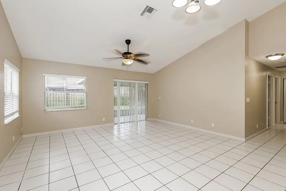 3 bed, 2.0 bath, 1788 sqft, $3,445 — Photo 4