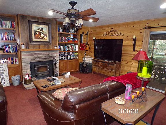 2nd image of 16 Silver Cloud Dr
