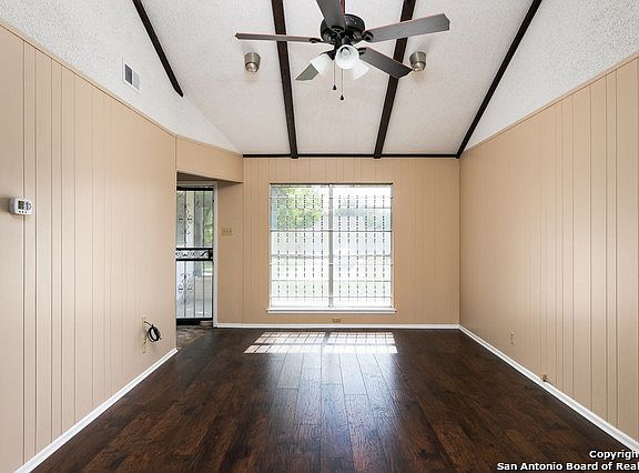 4th image of 6714 Alan Hale St