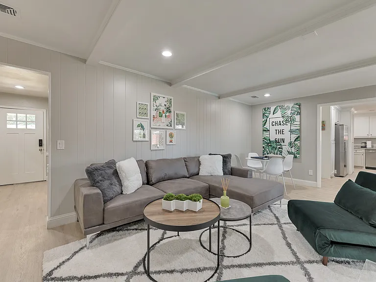 804 Ridgefield Dr — Photo 10