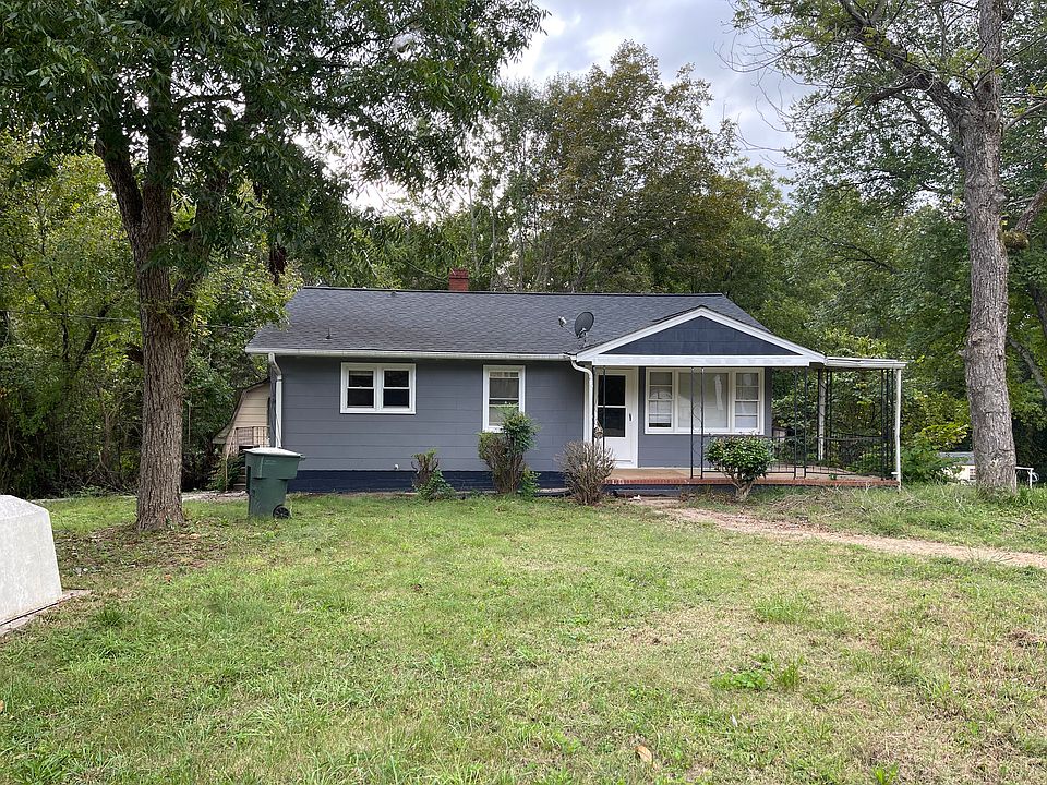 1st image of 725 Log Cabin Dr