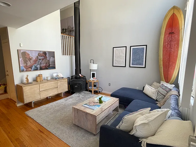 595 Putnam Ave — Photo 6