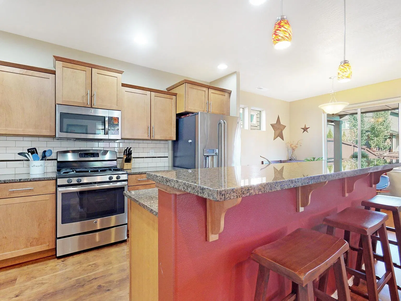3 bed, 2.5 bath, 1740 sqft, $2,950 — Photo 4