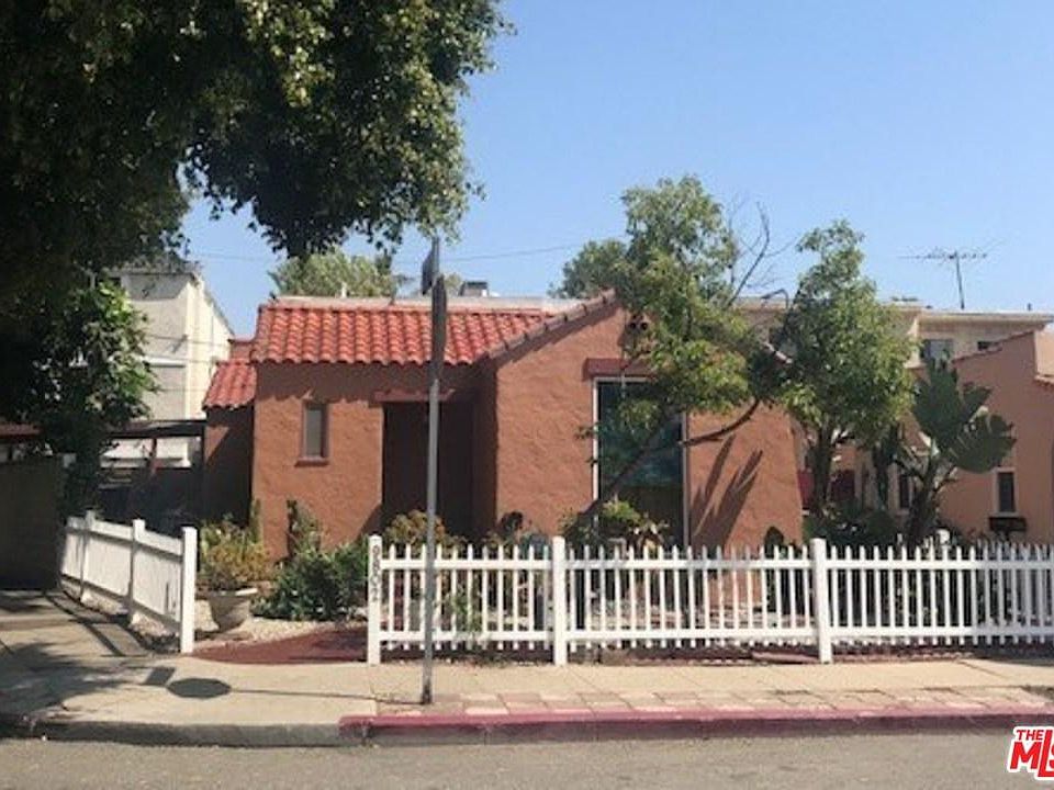 1st image of 9802 Hannum Dr