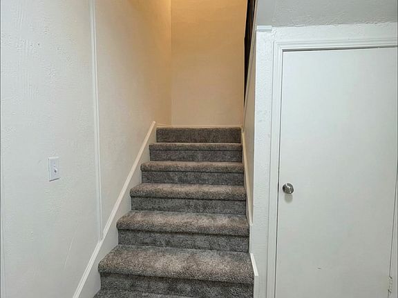 5th image of 7311 Edenborough Dr